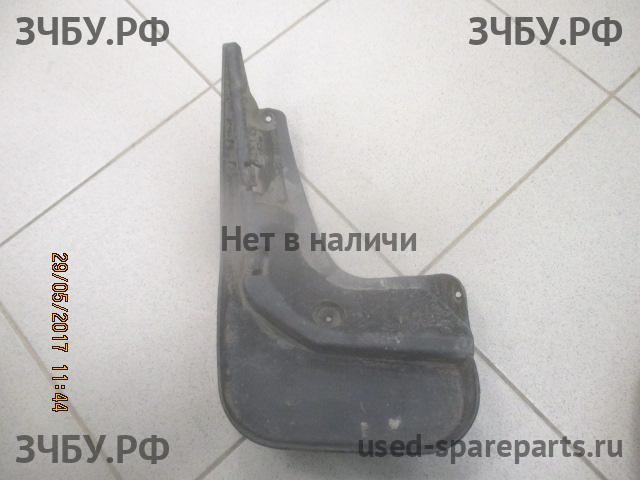 Ford Focus 3 Брызговик задний правый