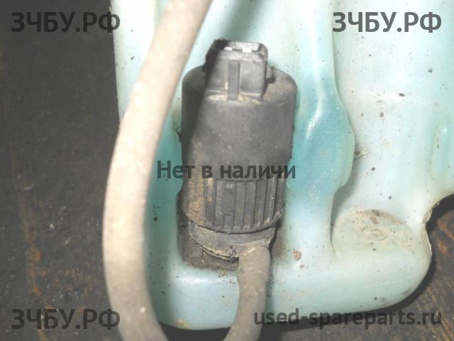 Mitsubishi Carisma (DA) 2000-> Насос омывателя