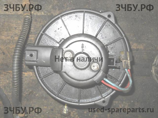 Mitsubishi Carisma (DA) 2000-> Моторчик печки