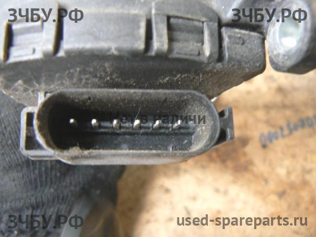 Ford Focus 2 Педаль газа