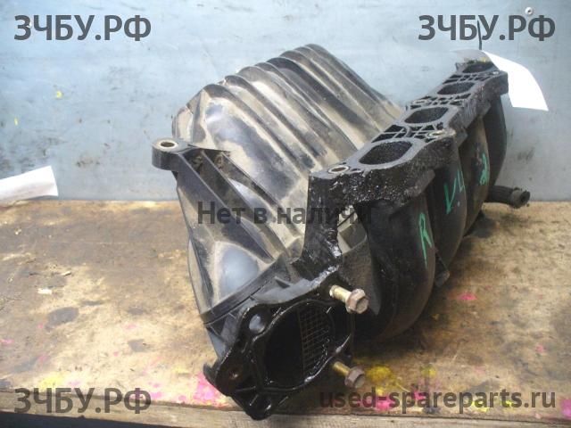 Toyota RAV 4 (2) Коллектор впускной