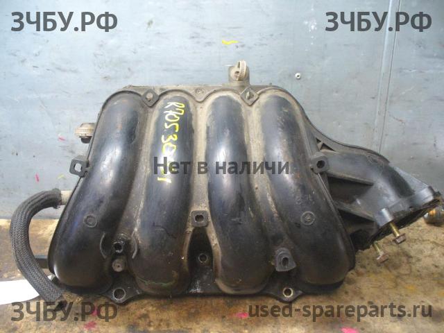 Toyota RAV 4 (2) Коллектор впускной