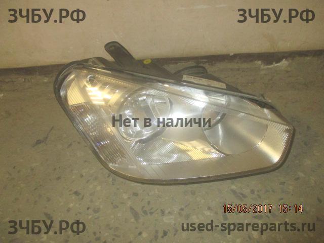 Ford C-MAX 1 Фара правая