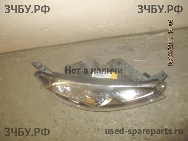 Nissan Qashqai (J10) Фара правая