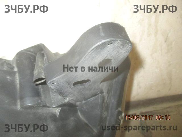 Citroen C4 (2) Фара левая