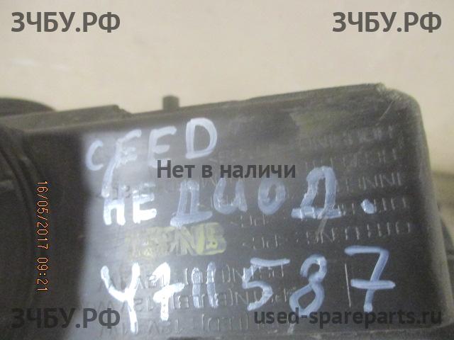 KIA Ceed 2 Фара левая