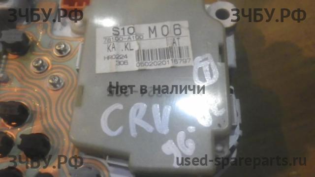 Honda CR-V 1 Панель приборов