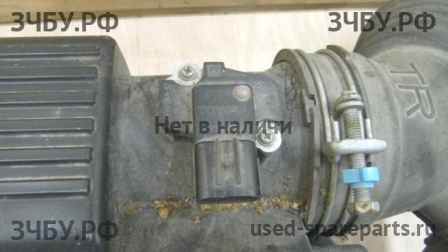 Toyota Land Cruiser 120 (PRADO) Корпус воздушного фильтра