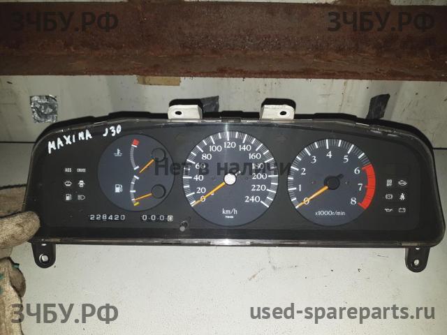 Nissan Maxima 1 (J30) Панель приборов