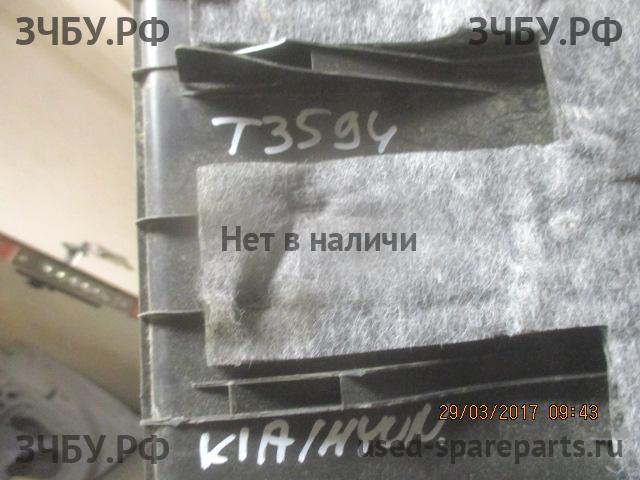 KIA Rio 3 Обшивка багажника