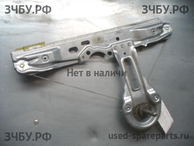 Ford Focus 3 Стеклоподъёмник механический задний правый