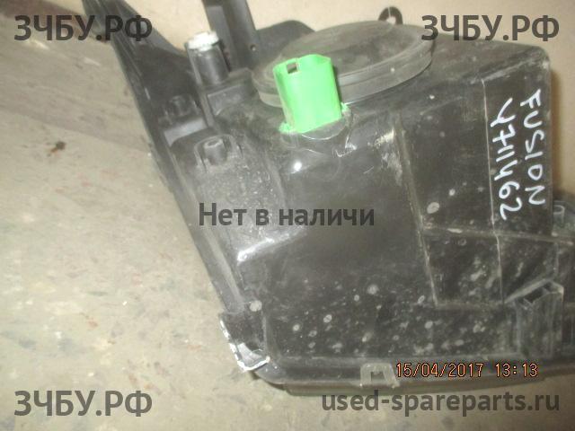 Ford Fusion Фара левая