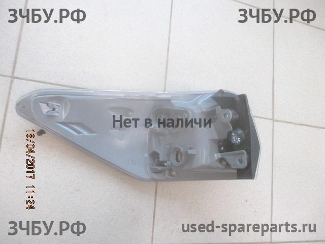 Toyota Highlander 3 Фонарь правый