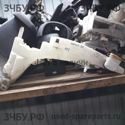 Ford Focus 1 Бачок омывателя лобового стекла