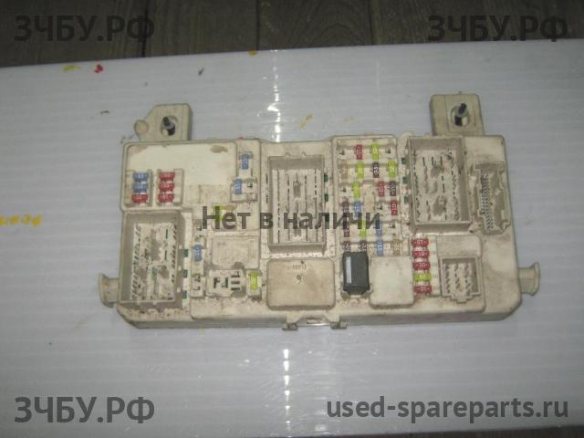 Ford Focus 2 (рестайлинг) Блок предохранителей (в салон)