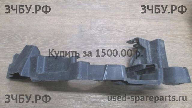 Renault Fluence Кронштейн бампера передний