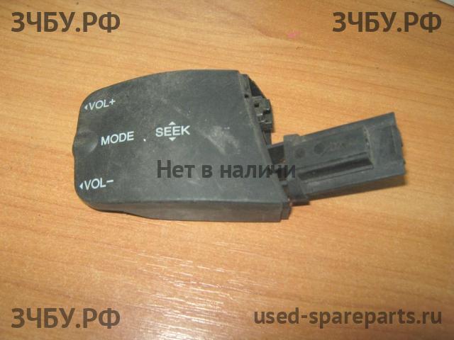 Ford Focus 2 Переключатель подрулевой управления магнитолой