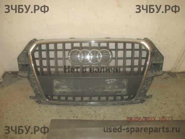 Audi Q3 [8U] Решетка радиатора