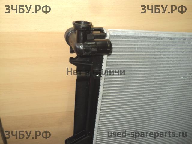 Mitsubishi L200 (4)[KB] Радиатор основной (охлаждение ДВС)