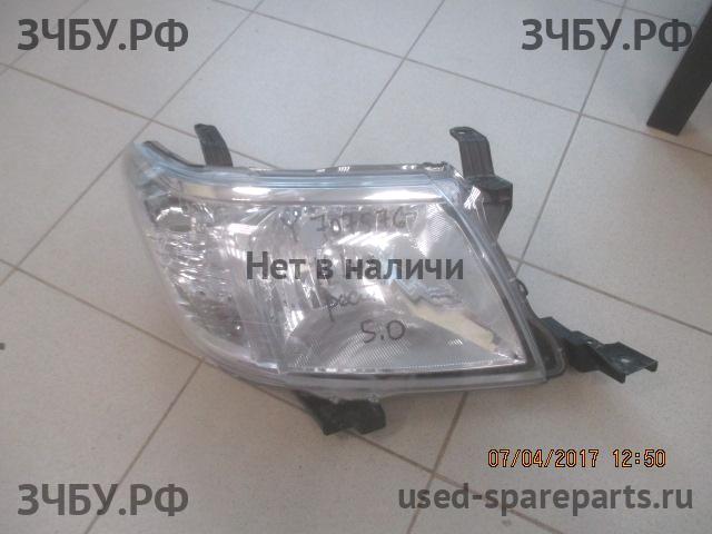 Toyota Hi Lux (3) Pick Up Фара правая