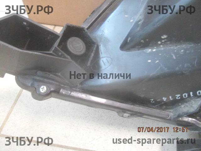 Toyota Hi Lux (3) Pick Up Фара правая