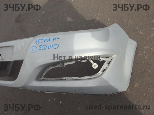 Opel Astra H Бампер передний