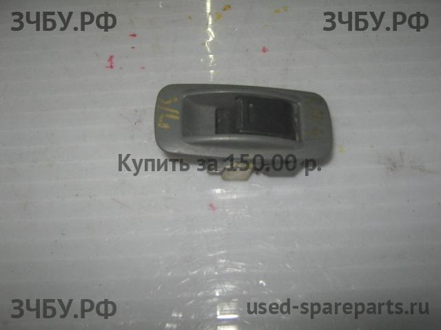 Toyota RAV 4 (2) Кнопка стеклоподъемника