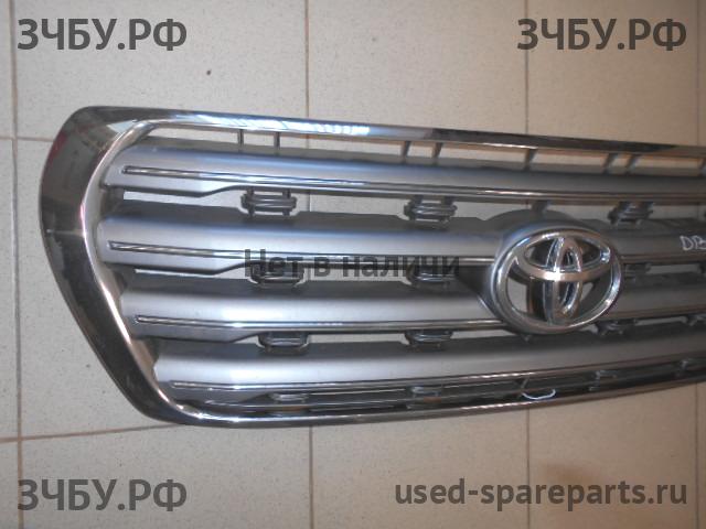Toyota Land Cruiser 200 Решетка радиатора