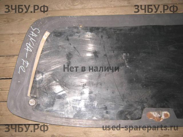 Hyundai Santa Fe 1 (SM) Стекло заднее