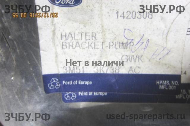 Ford Focus 2 Кронштейн насоса гидроусилителя