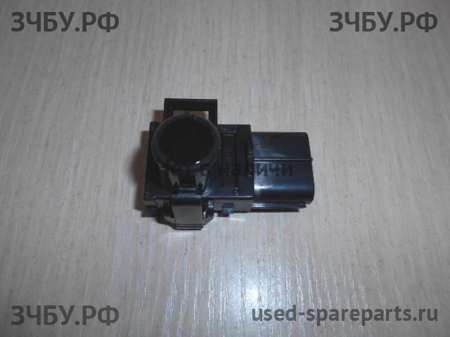Toyota Land Cruiser 150 (PRADO) Датчик парковки (Парктроник)