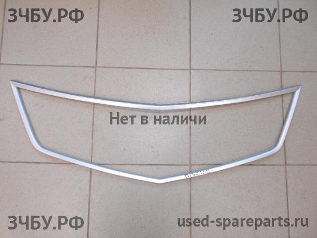 Honda Accord 8 Решетка радиатора