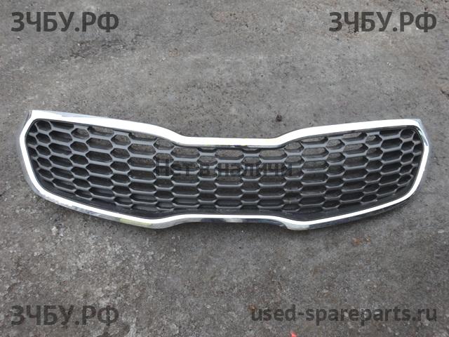 KIA Cerato 3 (YD) Решетка радиатора