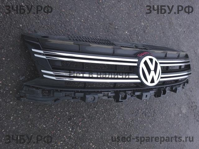 Volkswagen Tiguan 1 (Рестайлинг) Решетка радиатора
