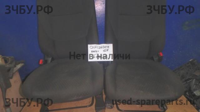 Mitsubishi Outlander 3 Сиденья (комплект)