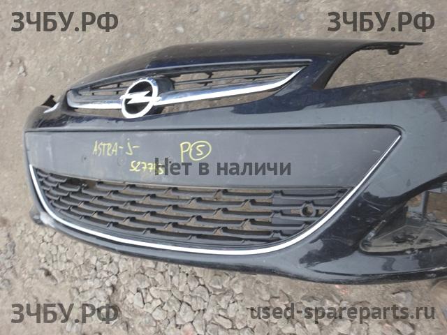 Opel Astra J Бампер передний