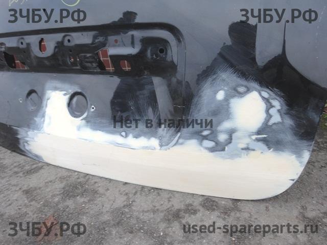 Renault Duster Дверь багажника