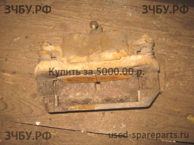 Honda Pilot (2) Суппорт передний правый (в сборе со скобой)