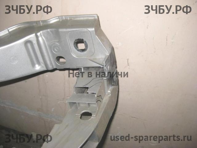 Ford Focus 3 Панель передняя (телевизор)