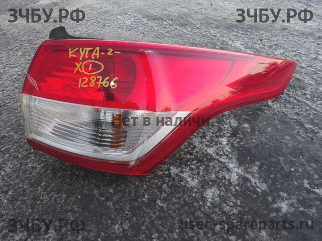 Ford Kuga 2 Фонарь правый