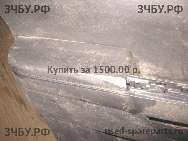 Honda Pilot (2) Обшивка двери передней левой
