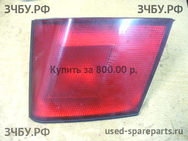 Mitsubishi Carisma (DA) Фонарь правый