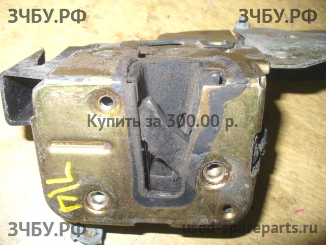 Mitsubishi Carisma (DA) Замок двери передней левой