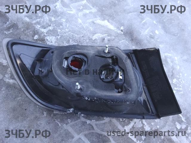 Mazda 3 [BK] Фонарь правый