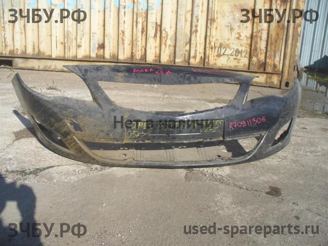 Opel Astra J Бампер передний