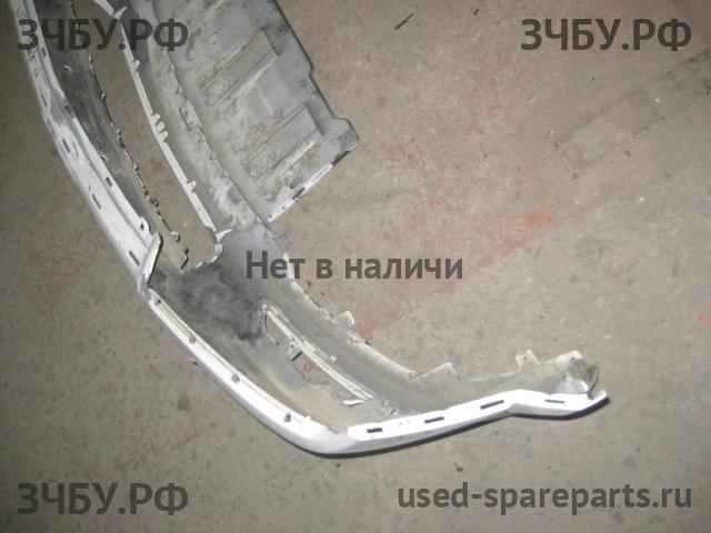 Opel Astra H Бампер передний