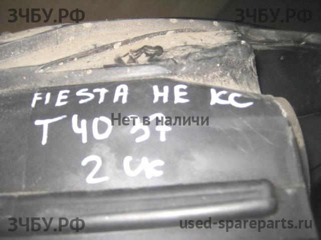 Ford Fiesta 6 Фара левая