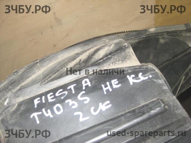 Ford Fiesta 6 Фара левая