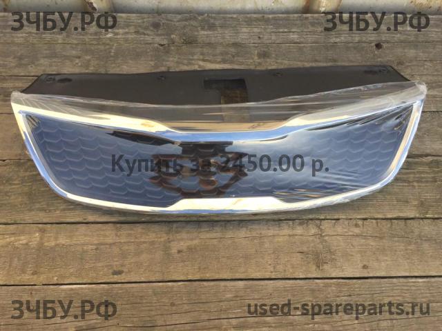 KIA Rio 3 Решетка радиатора