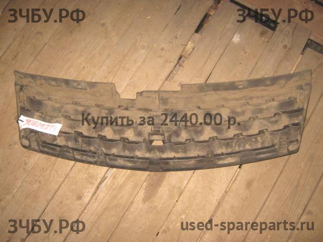 Infiniti M 35/45 [Y50] Решетка радиатора